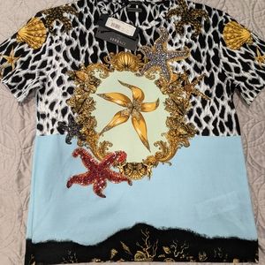 Gorgeous BNWT Versace tribute collection